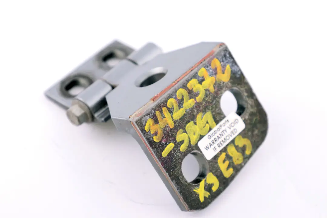 Zawias Drzwi Dolny Prawy Tył Szary do BMW E83 X3 o numerze 3402822 BMW E83 X3 Zawias Drzwi Dolny Prawy Tył Szary - SKU 3422372-SBG - Numer Części 3402822