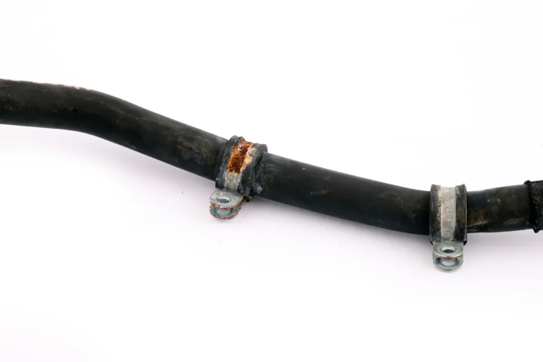 Tuyau d'eau du systeme de refroidissement du radiateur pour BMW X3 E83 LCI à propos du numéro de pièce 3422785 BMW X3 E83 LCI Tuyau d'eau du systeme de refroidissement du radiateur - SKU 3422785 - Numéro de pièce 3422785