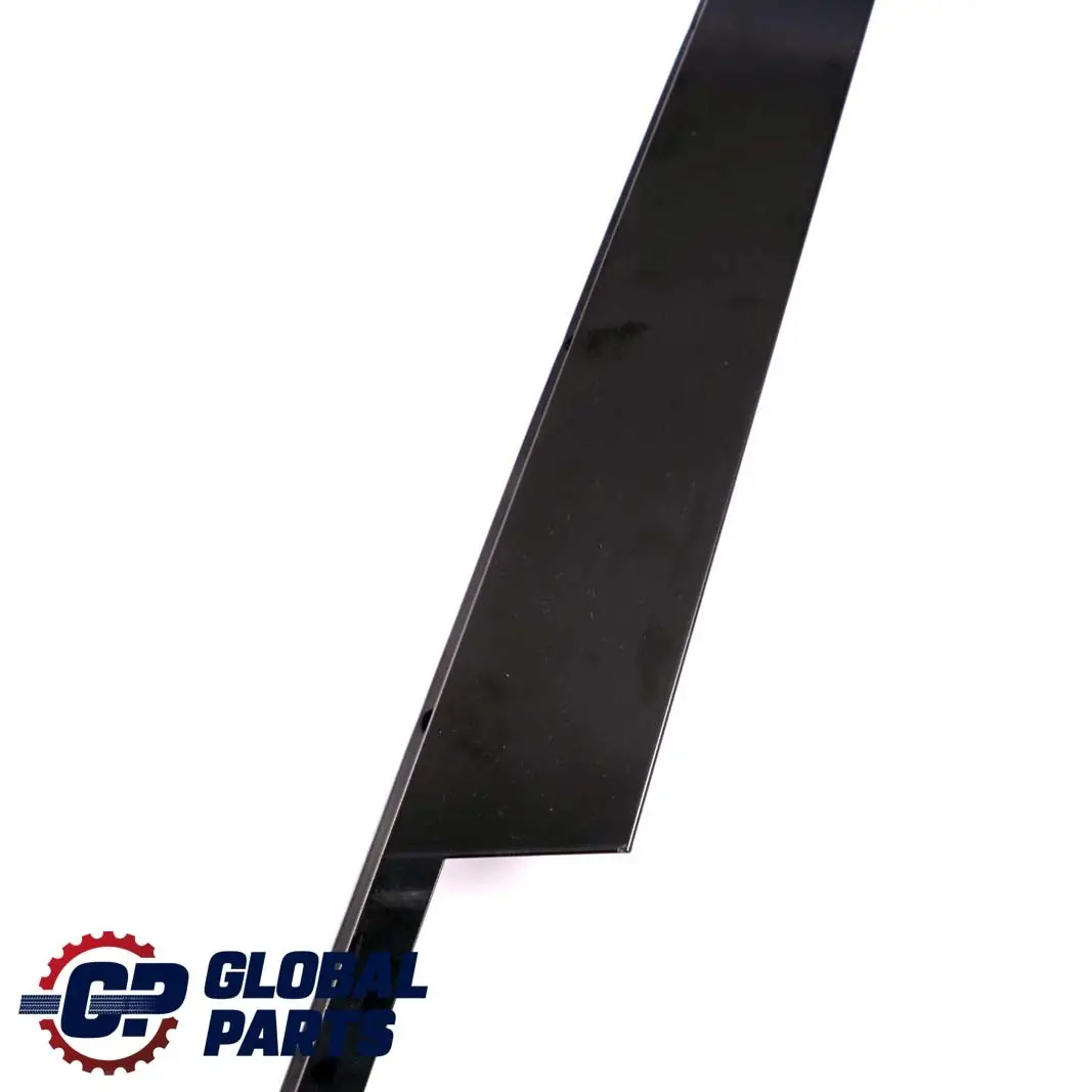 Front Left Finisher Window Frame B-pillar Door Schwarz para BMW X3 E83 LCI con número de pieza 3427639 BMW X3 E83 LCI Front Left Finisher Window Frame B-pillar Door Schwarz - SKU 3427639 - Número de pieza 3427639