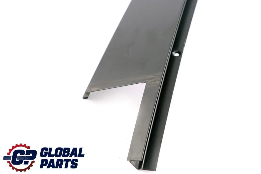 Couverture Chassis de Fenetre Montant B Porte Arriere Gauche Noir pour BMW X3 E83 à propos du numéro de pièce 51353427641 BMW X3 E83 Couverture Chassis de Fenetre Montant B Porte Arriere Gauche Noir - SKU 3427641 - Numéro de pièce 51353427641