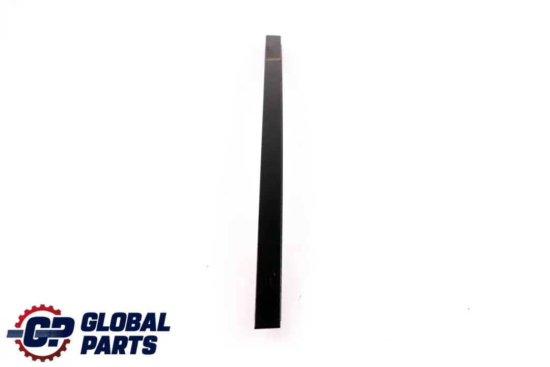 Finitura Telaio Lunotto Sinistro Copertura Trim Nero Opaco per BMW X3 E83 con numero di parte 3427647 BMW X3 E83 Finitura Telaio Lunotto Sinistro Copertura Trim Nero Opaco - SKU 3427647 - Numero di parte 3427647