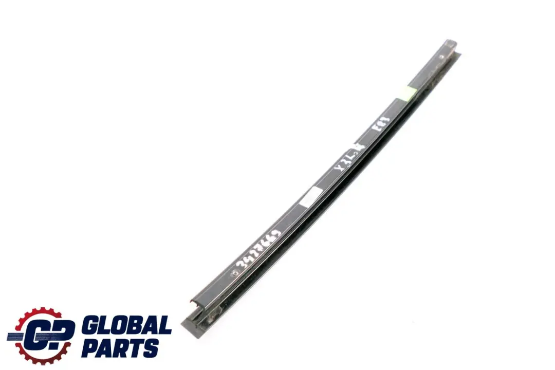 BMW X3 er E83 Blende Fensterführungssteg Links Glanzschwarz Schwarz - SKU 3427669 - Teilenummer 3427669