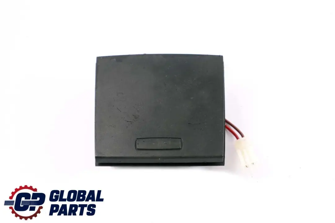 E83N Osłona Obudowa Gniazdo Zapalniczki 3428288 do BMW X3 E83 LCI o numerze 3428293 BMW X3 E83 LCI E83N Osłona Obudowa Gniazdo Zapalniczki 3428288 - SKU 3428293 - Numer Części 3428293