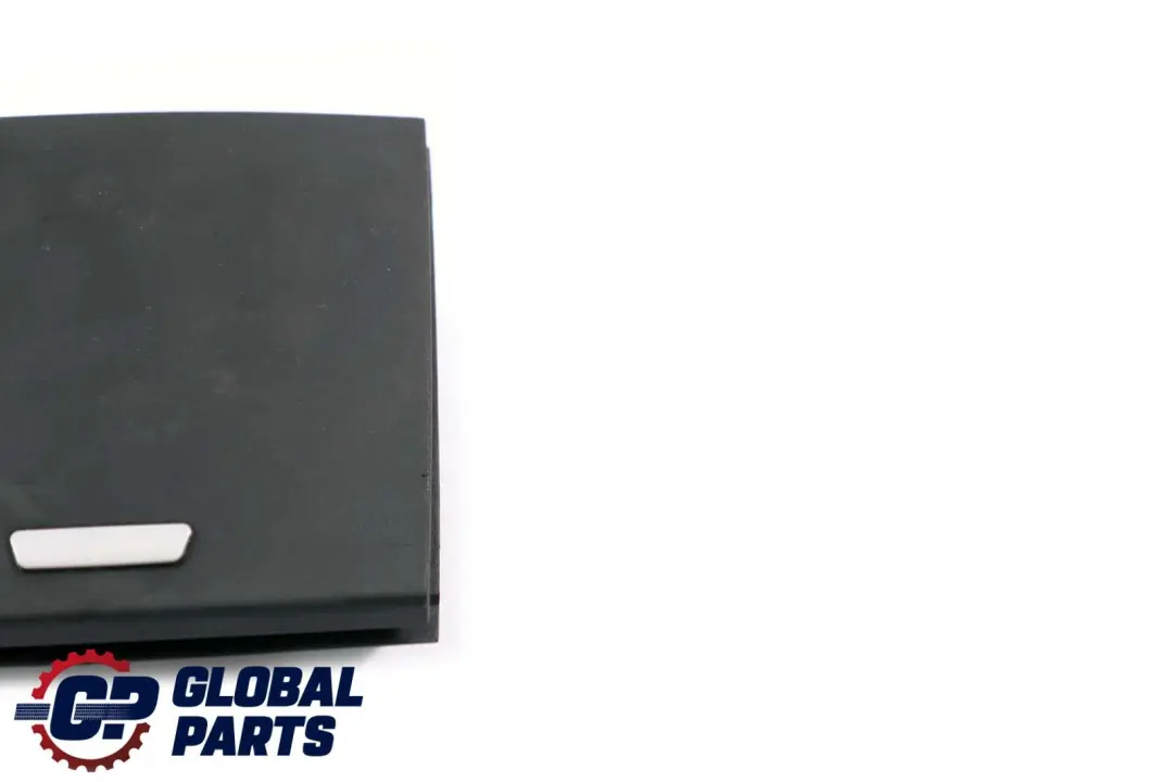 E83N Couvercle de prise allume-cigarette 3428288 pour BMW E83 LCI à propos du numéro de pièce 3428293 BMW E83 LCI E83N Couvercle de prise allume-cigarette 3428288 - SKU 3428293 - Numéro de pièce 3428293