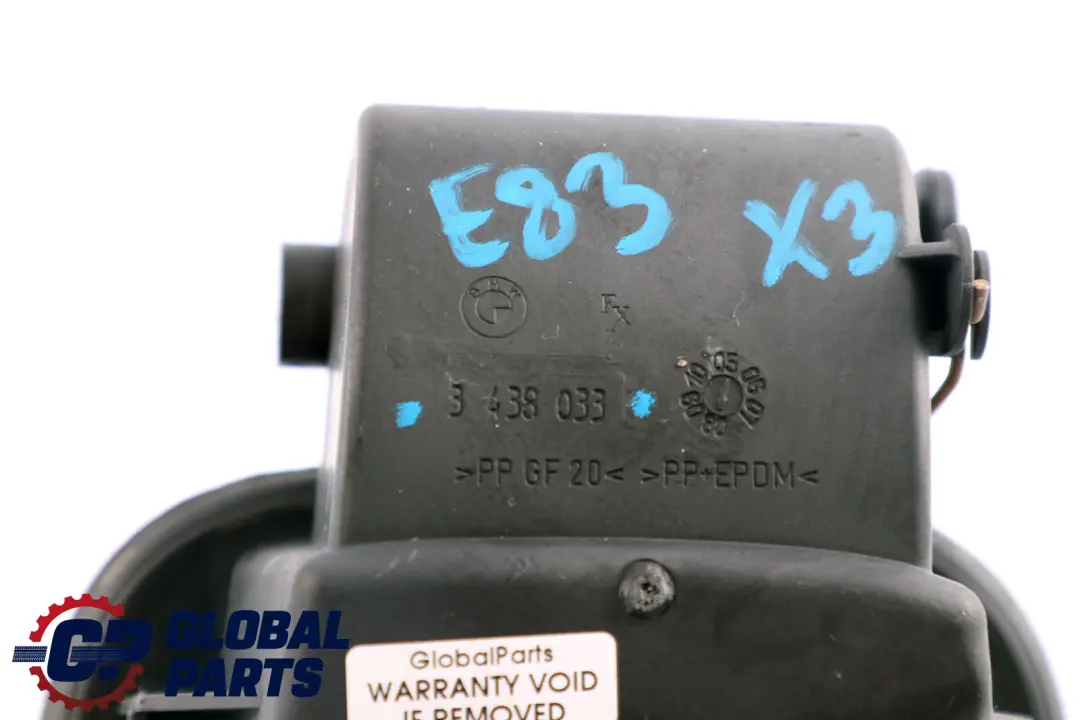 BMW E83 X3 Osłona Obudowa Wlewu Wlew Klapki Paliwa - SKU 3438033 - Numer Części 3438033