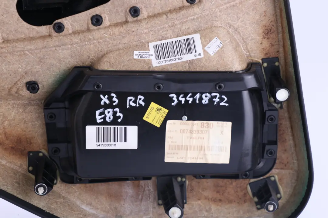 BMW X3 E83 LCI Garniture de carte de porte arriere droite en tissu noir - SKU 3441872 - Numéro de pièce 3441872