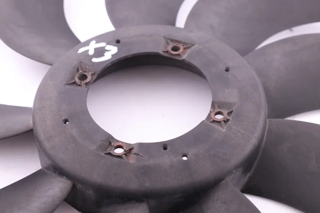 Wentylator Chłodnicy Wiatrak do BMW X3 E83 o numerze 3442089 BMW X3 E83 Wentylator Chłodnicy Wiatrak - SKU 3442089 - Numer Części 3442089