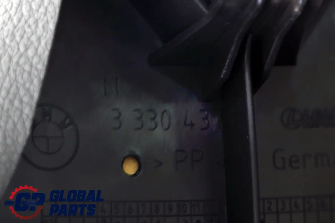 Boczek Kanapy Lewy Tył Skóra Szara do BMW X3 E83 LCI o numerze 3443211 BMW X3 E83 LCI Boczek Kanapy Lewy Tył Skóra Szara - SKU 3443211 - Numer Części 3443211