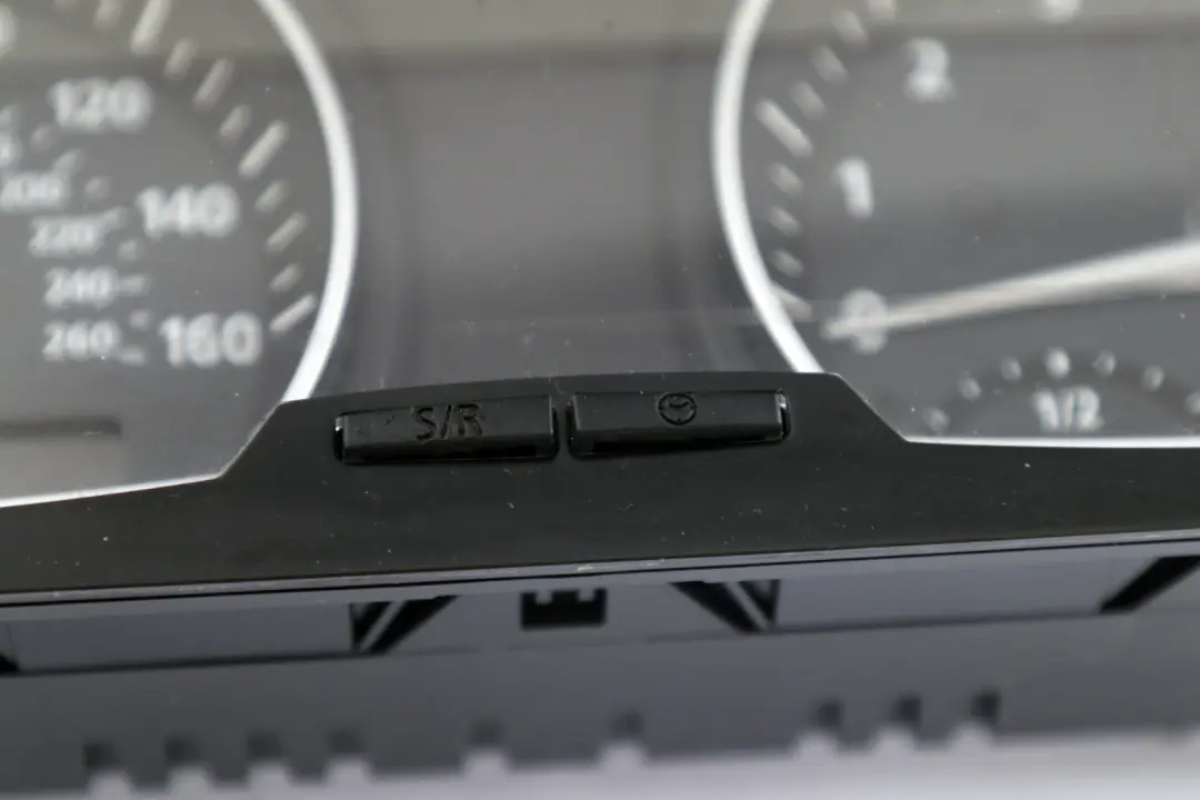 BMW X3 Series E83N LCI 2.5si 3.0si Petrol Instrument Cluster Speedo Clocks - SKU 3448333 - Part number 3448333