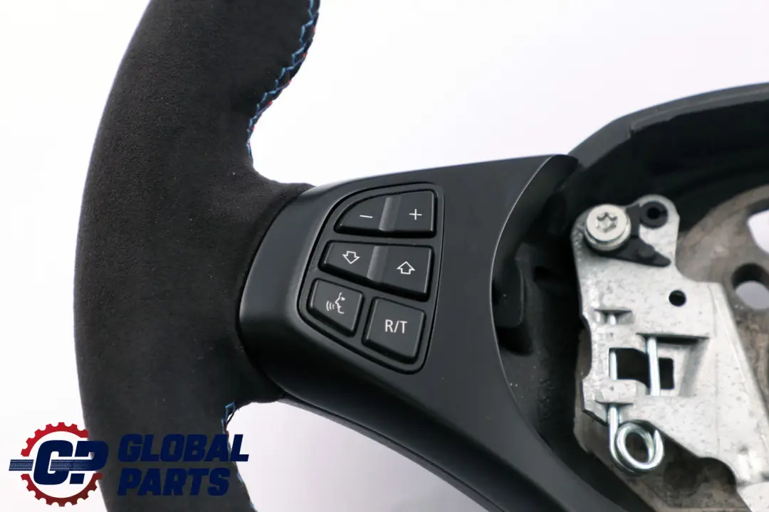 Leather / Alcantara M Sport Steering Wheel M-threads to BMW X3 Series E83 NEW Black with Part number 3448451 BMW X3 Series E83 NEW Black Leather / Alcantara M Sport Steering Wheel M-threads - SKU 3448451 - Part number 3448451