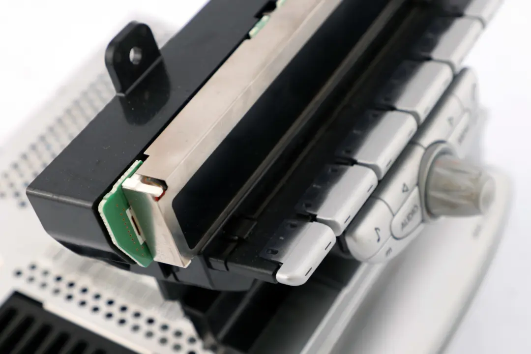 Radio Boost Reproductor De CD Unidad Principal para Mini R55 R56 con número de pieza 3448827 Mini R55 R56 Radio Boost Reproductor De CD Unidad Principal - SKU 3448827 - Número de pieza 3448827