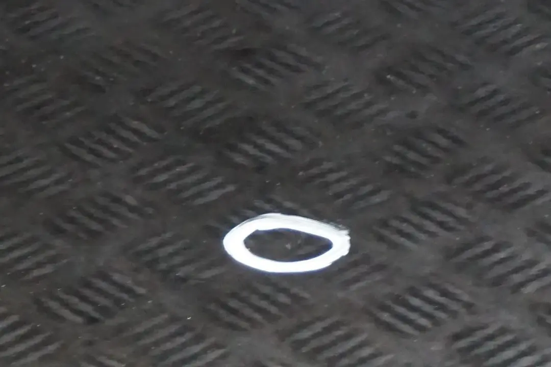 Porta Posteriore Sinistra Black Sapphire Nero Metallizzato - 475 per BMW X3 E83 con numero di parte 3449337 BMW X3 E83 Porta Posteriore Sinistra Black Sapphire Nero Metallizzato - 475 - SKU 3449337-BS4 - Numero di parte 3449337