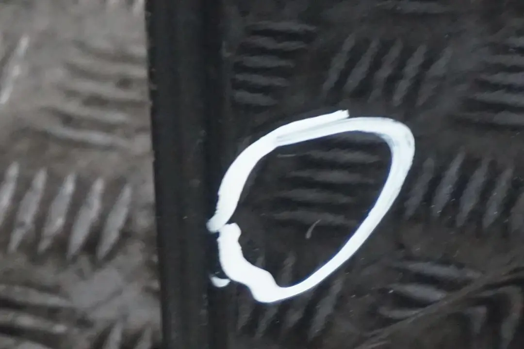 BMW E83 Puerta Trasera Izquierda Negro Zafiro Metalizado - 475 - SKU 3449337-BS4 - Número de pieza 3449337