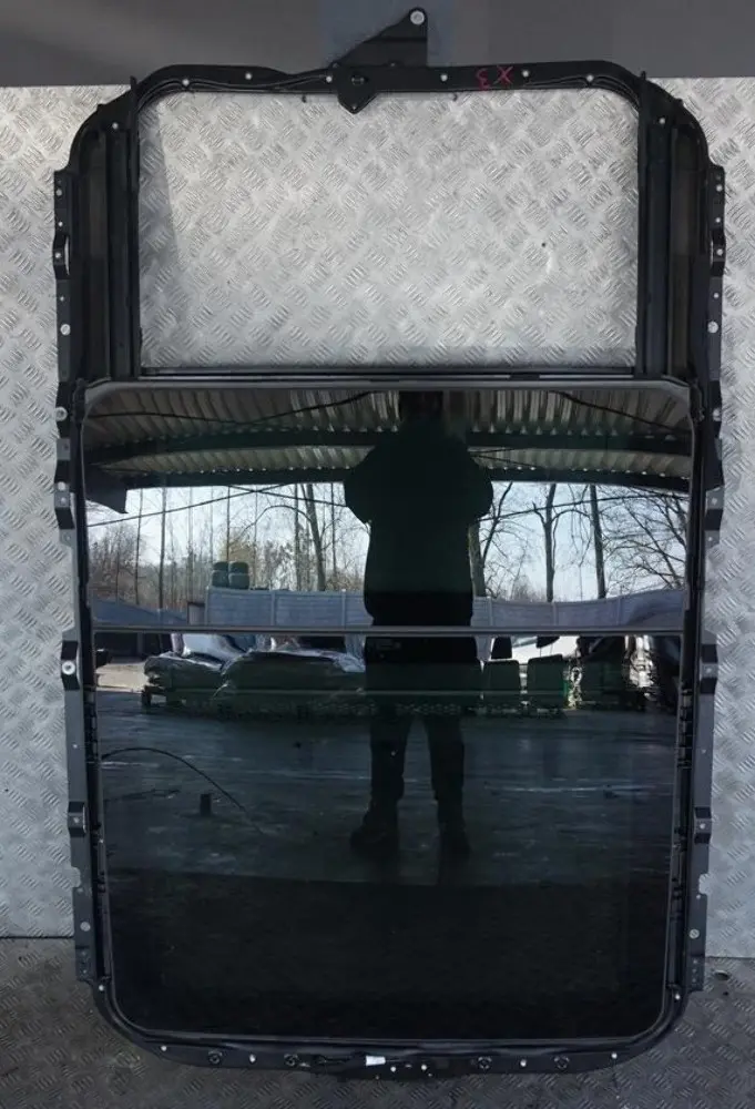 Complete Panoramic Sunroof Sliding Glass Sun Roof Unit Grey to BMW 5 E61 Touring with Part number 3449358 BMW 5 E61 Touring Complete Panoramic Sunroof Sliding Glass Sun Roof Unit Grey - SKU 7198974 - Part number 3449358