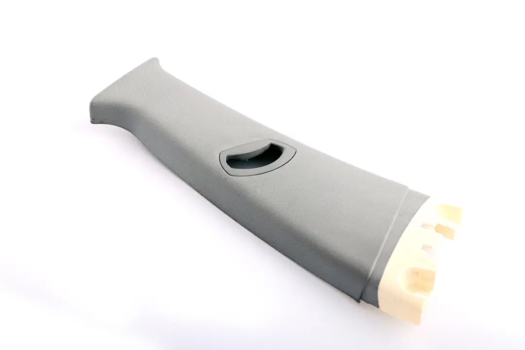 Panneau De Garniture De Colonne B Supérieur Gris Droit pour BMW X3 E83 LCI à propos du numéro de pièce 3449938 BMW X3 E83 LCI Panneau De Garniture De Colonne B Supérieur Gris Droit - SKU 3449938 - Numéro de pièce 3449938