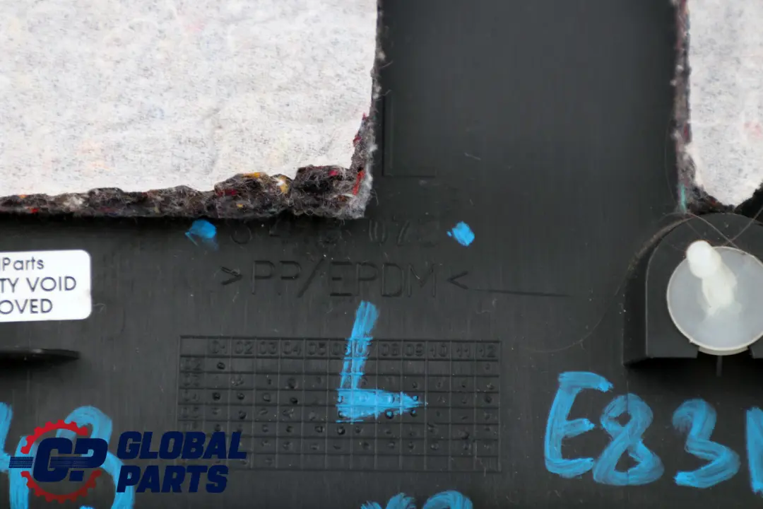 Couverture Montant B en Bas A Gauche Noir 3416073 pour BMW X3 E83 LCI à propos du numéro de pièce 3449943 BMW X3 E83 LCI Couverture Montant B en Bas A Gauche Noir 3416073 - SKU 3449943 - Numéro de pièce 3449943