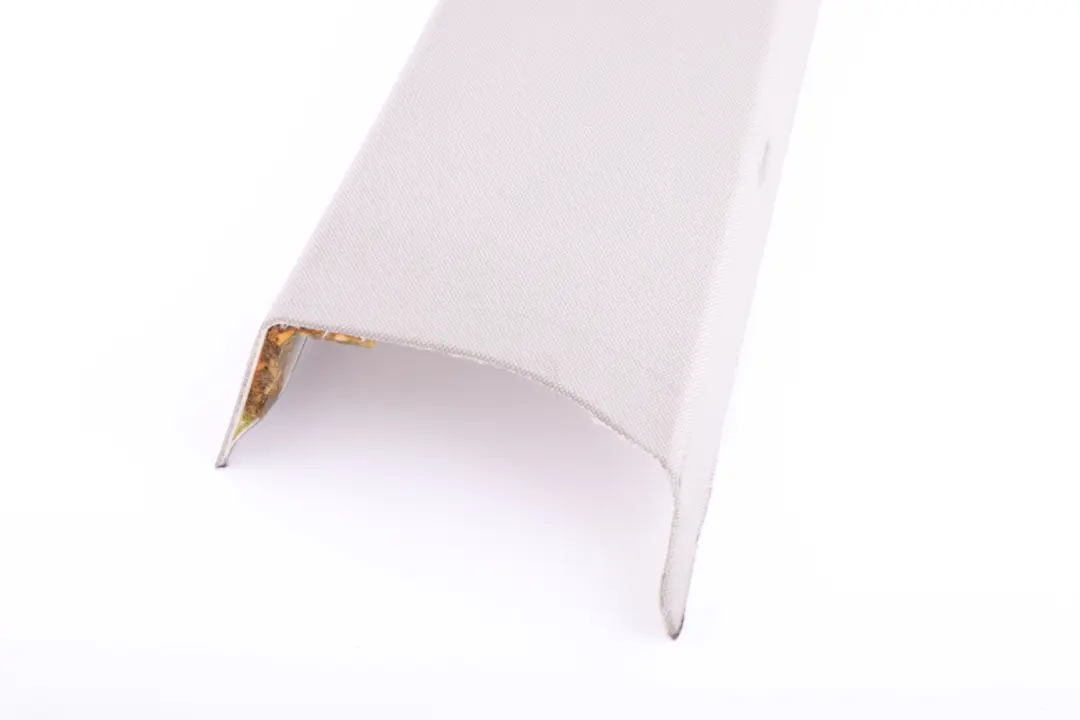 BMW X3 E83 LCI Couverture Borne-C A Gauche Gris 3330489 - SKU 3449955 - Numéro de pièce 3449955