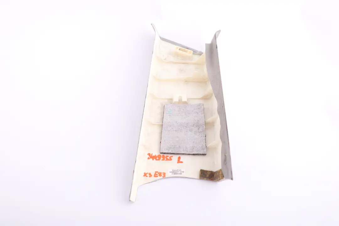 Couverture Borne-C A Gauche Gris 3330489 pour BMW X3 E83 LCI à propos du numéro de pièce 3449955 BMW X3 E83 LCI Couverture Borne-C A Gauche Gris 3330489 - SKU 3449955 - Numéro de pièce 3449955