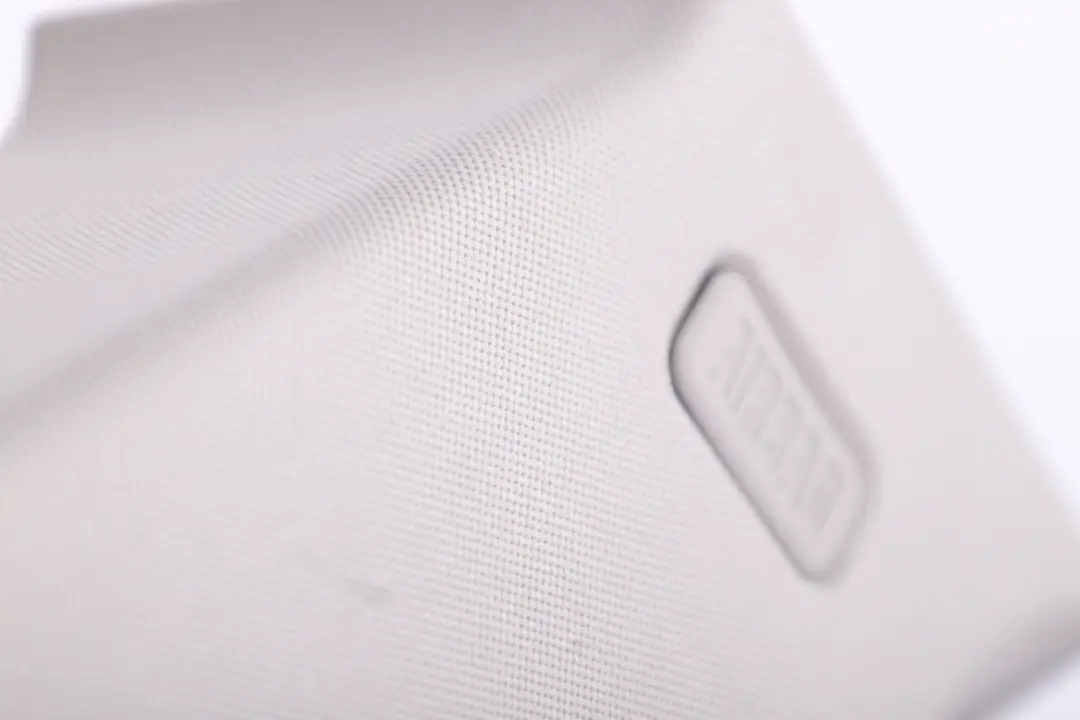 Columna C Embellecedor Izquierda Gris Grau 3330489 para BMW E83 LCI con número de pieza 3449955 BMW E83 LCI Columna C Embellecedor Izquierda Gris Grau 3330489 - SKU 3449955 - Número de pieza 3449955