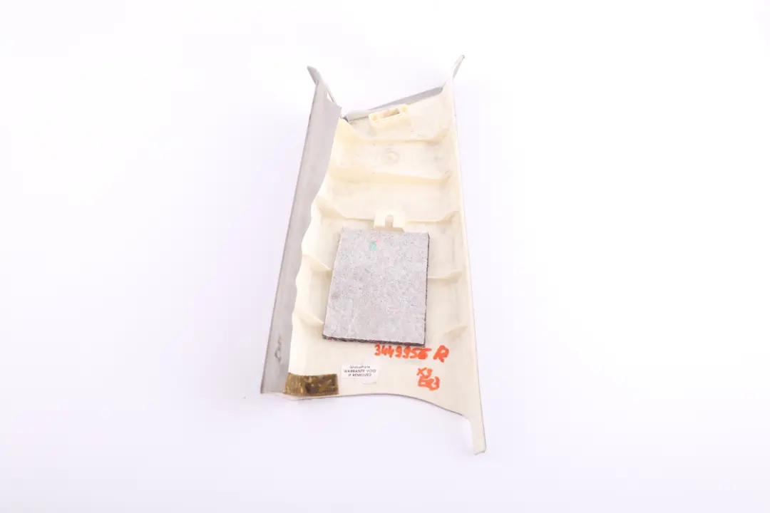 Columna C Embellecedor Tapa Derecha Gris Grau 3330490 para BMW E83 LCI con número de pieza 3449956 BMW E83 LCI Columna C Embellecedor Tapa Derecha Gris Grau 3330490 - SKU 3449956 - Número de pieza 3449956