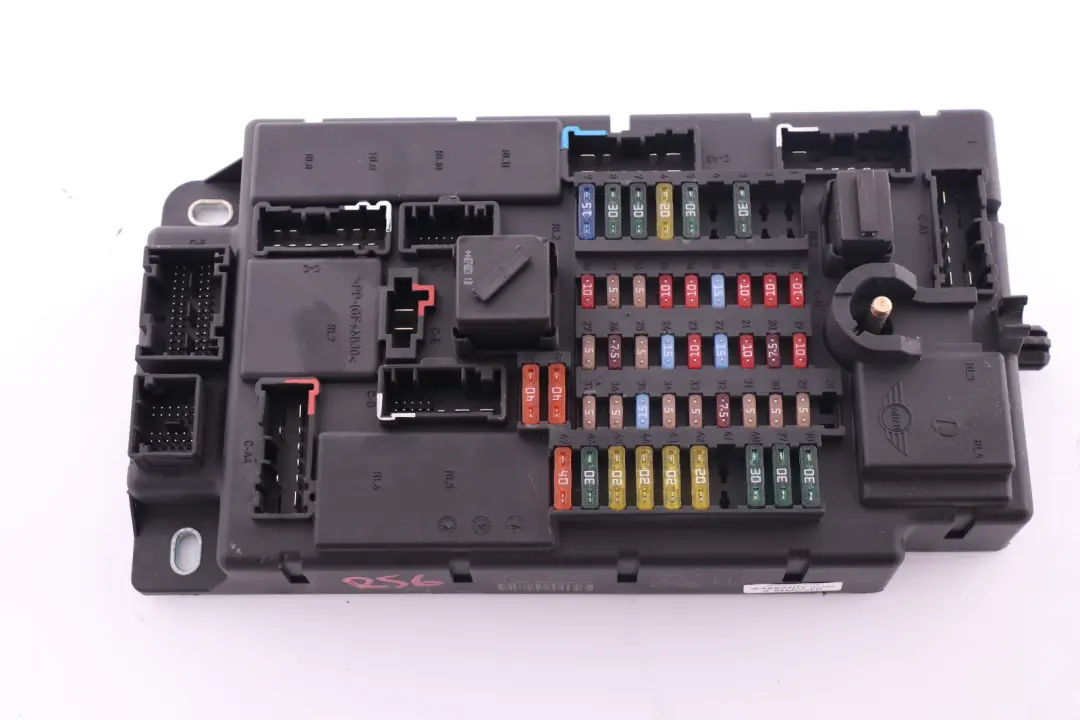 Caja De Distribución De Fusibles High SPEG H1 para Mini Cooper One R56 con número de pieza 3450435 Mini Cooper One R56 Caja De Distribución De Fusibles High SPEG H1 - SKU 3450435 - Número de pieza 3450435