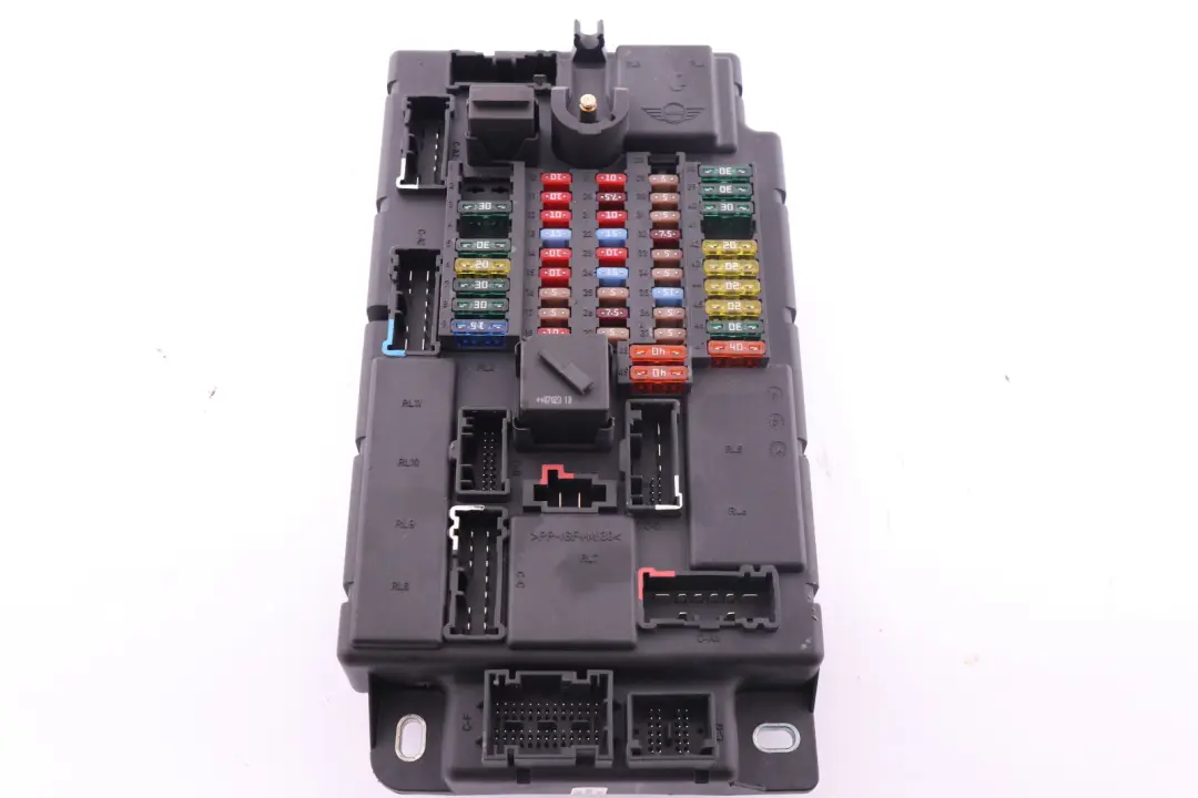 Skrzynka Bezpieczników Moduł BSI do Mini R56 o numerze 3450435 Mini R56 Skrzynka Bezpieczników Moduł BSI - SKU 3450435 - Numer Części 3450435