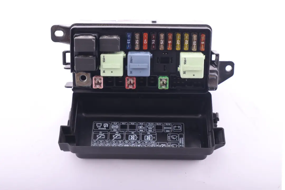 Skrzynka Bezpieczników do MINI Cabrio R57 o numerze 3450646 MINI Cabrio R57 Skrzynka Bezpieczników - SKU 3450646 - Numer Części 3450646