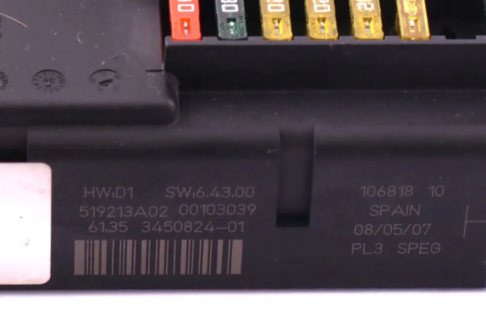 High SPEG Fuse Distribution Box H1 to Mini Cooper One R56 with Part number 3450824 Mini Cooper One R56 High SPEG Fuse Distribution Box H1 - SKU 3450824 - Part number 3450824