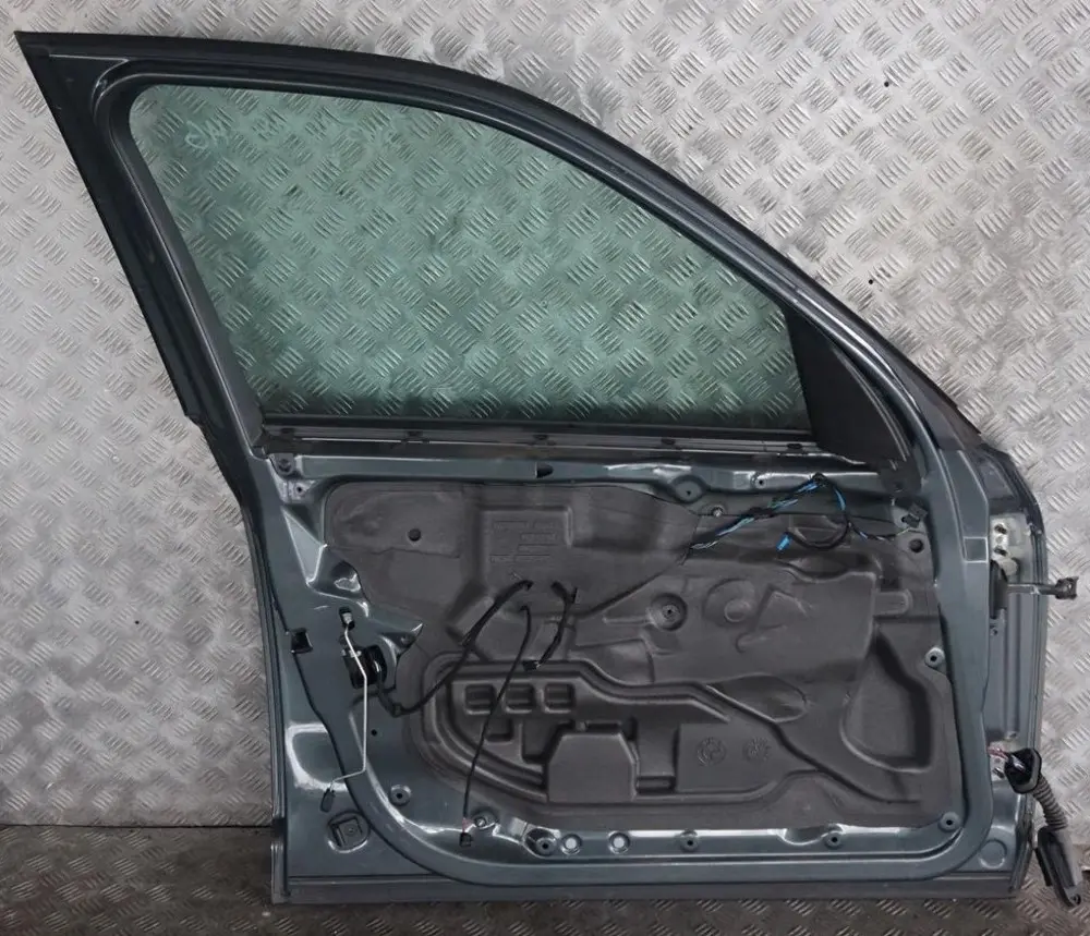 Door Front Left N/S Highland Green Metallic - A11 to BMW X3 Series E83 with Part number 3451015 BMW X3 Series E83 Door Front Left N/S Highland Green Metallic - A11 - SKU 3451015-HG - Part number 3451015