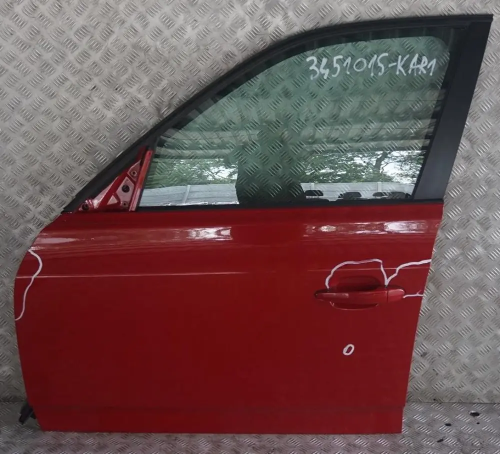 Porta Anteriore Sinistra Rosso-Cremisi Karmesin Rosso - A61 per BMW X3 E83 con numero di parte 3451015 BMW X3 E83 Porta Anteriore Sinistra Rosso-Cremisi Karmesin Rosso - A61 - SKU 3451015-KAR1 - Numero di parte 3451015