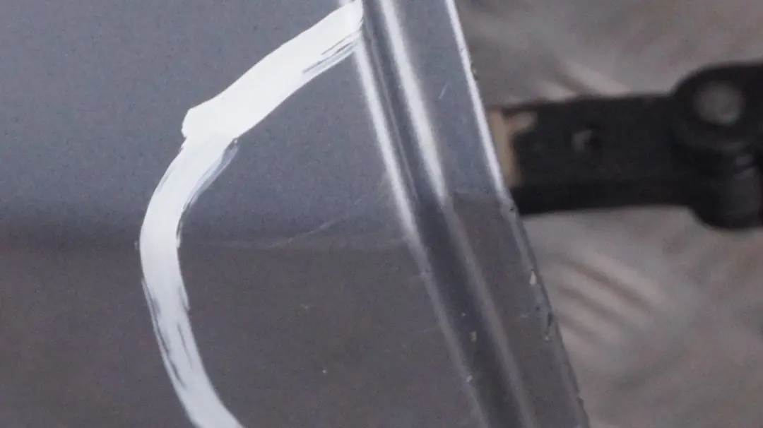 Cote Conducteur Porte Arriere Droite Gris Argente A08 pour BMW X3 Serie E83 LCI à propos du numéro de pièce 3451018 BMW X3 Serie E83 LCI Cote Conducteur Porte Arriere Droite Gris Argente A08 - SKU 3451018-SBG - Numéro de pièce 3451018