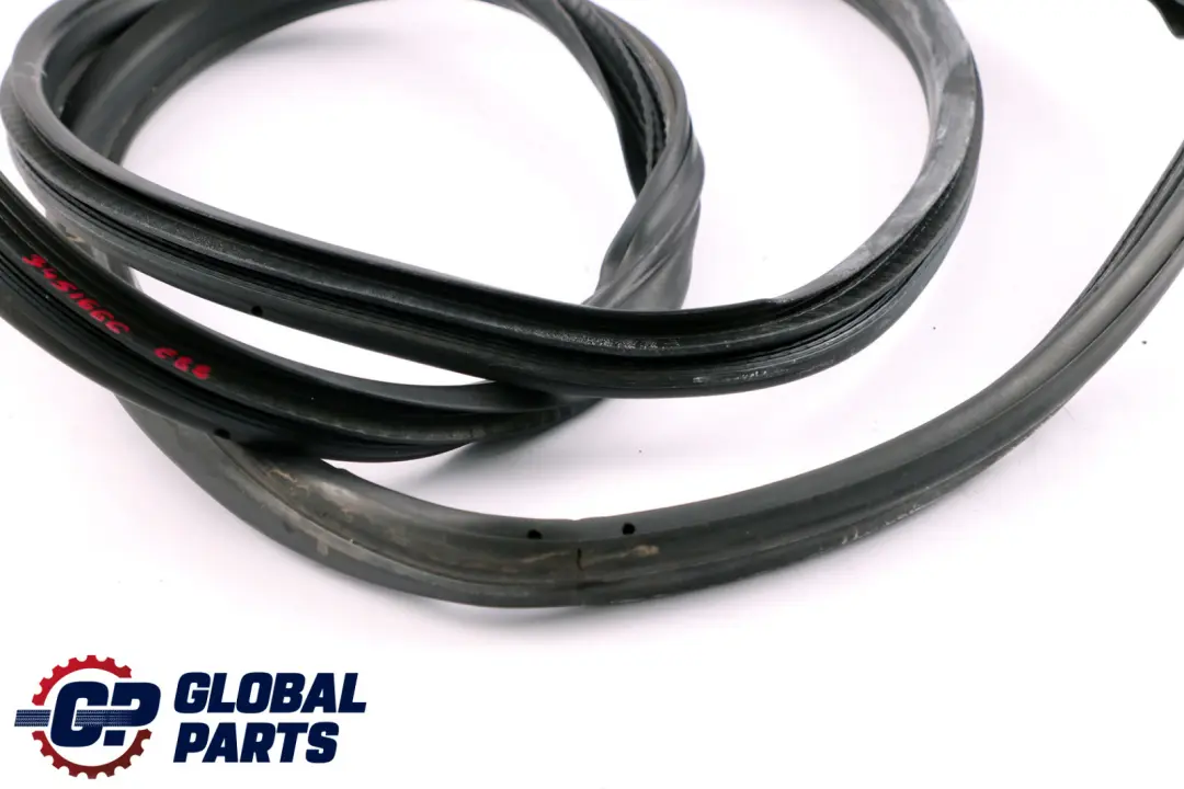 Puerta Delantera Derecha Sello De Proteccion De Goma para BMW X3 E83 con número de pieza 3451666 BMW X3 E83 Puerta Delantera Derecha Sello De Proteccion De Goma - SKU 3451666 - Número de pieza 3451666