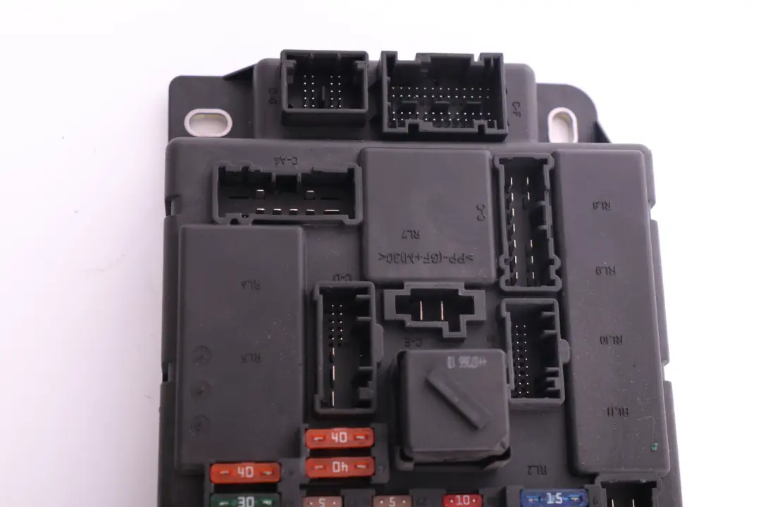 High SPEG DC/DC M3 Fuse Distribution Box to Mini Cooper One R56 with Part number 3451925 Mini Cooper One R56 High SPEG DC/DC M3 Fuse Distribution Box - SKU 3451925 - Part number 3451925