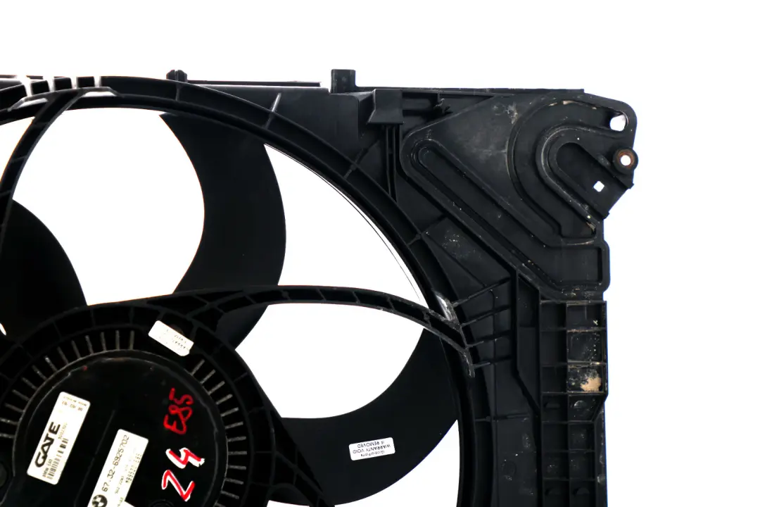 Wentylator Chłodnicy Silniczek 400W 6925702 do BMW Z4 E85 E86 o numerze 3452509 BMW Z4 E85 E86 Wentylator Chłodnicy Silniczek 400W 6925702 - SKU 3452509 - Numer Części 3452509