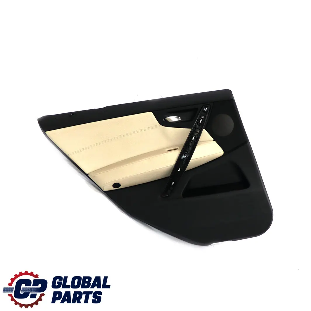 Left Door Card Lining Trim Leather Nevada Oyster para BMW E83 LCI Rear con número de pieza 3453429 BMW E83 LCI Rear Left Door Card Lining Trim Leather Nevada Oyster - SKU 3453429 - Número de pieza 3453429