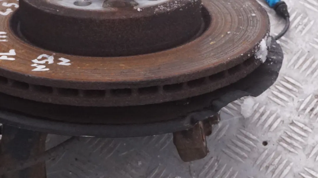 *BMW X3 er E83 LCI 2.5si N52N Federbein Schwenklager Bremsscheibe Vorne Links für mit Teilenummer 3453521 *BMW X3 er E83 LCI 2.5si N52N Federbein Schwenklager Bremsscheibe Vorne Links - SKU 3453521 - Teilenummer 3453521