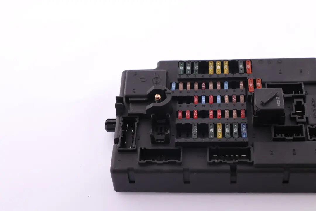 High SPEG M3 Scatola Di Distribuzione Fusibili Unità Elettrico per Mini R56 con numero di parte 3453737 Mini R56 High SPEG M3 Scatola Di Distribuzione Fusibili Unità Elettrico - SKU 3453737 - Numero di parte 3453737