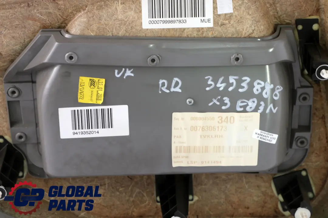 BMW E83 LCI Boczek Drzwi Prawy Tył Szara Skóra - SKU 3453888 - Numer Części 3453888