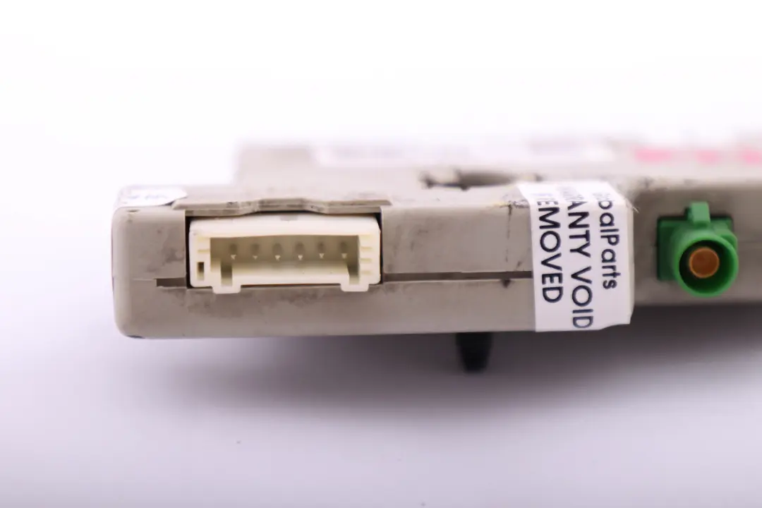 Aerial Antenna Amplifier Diversity Module to Mini Cooper One R57 R58 with Part number 3453954 Mini Cooper One R57 R58 Aerial Antenna Amplifier Diversity Module - SKU 3453954 - Part number 3453954