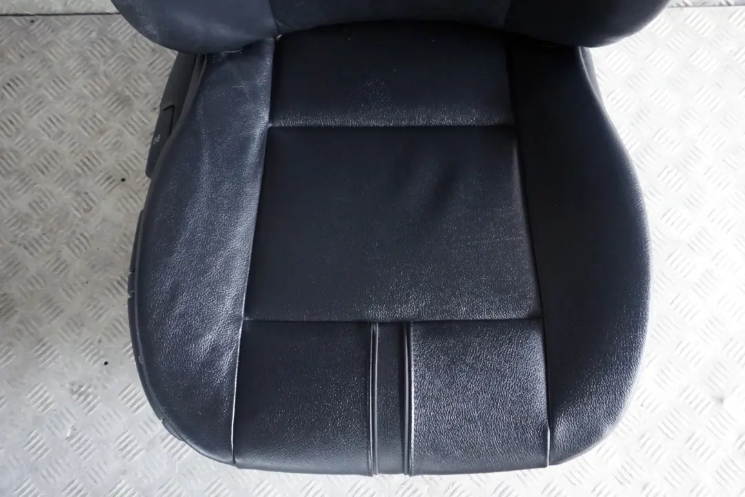 Heated Black Leather Nevada Front Right O/S Seat Driver Side to BMW X3 Series E83 with Part number 3454257 BMW X3 Series E83 Heated Black Leather Nevada Front Right O/S Seat Driver Side - SKU 3454257-3 - Part number 3454257