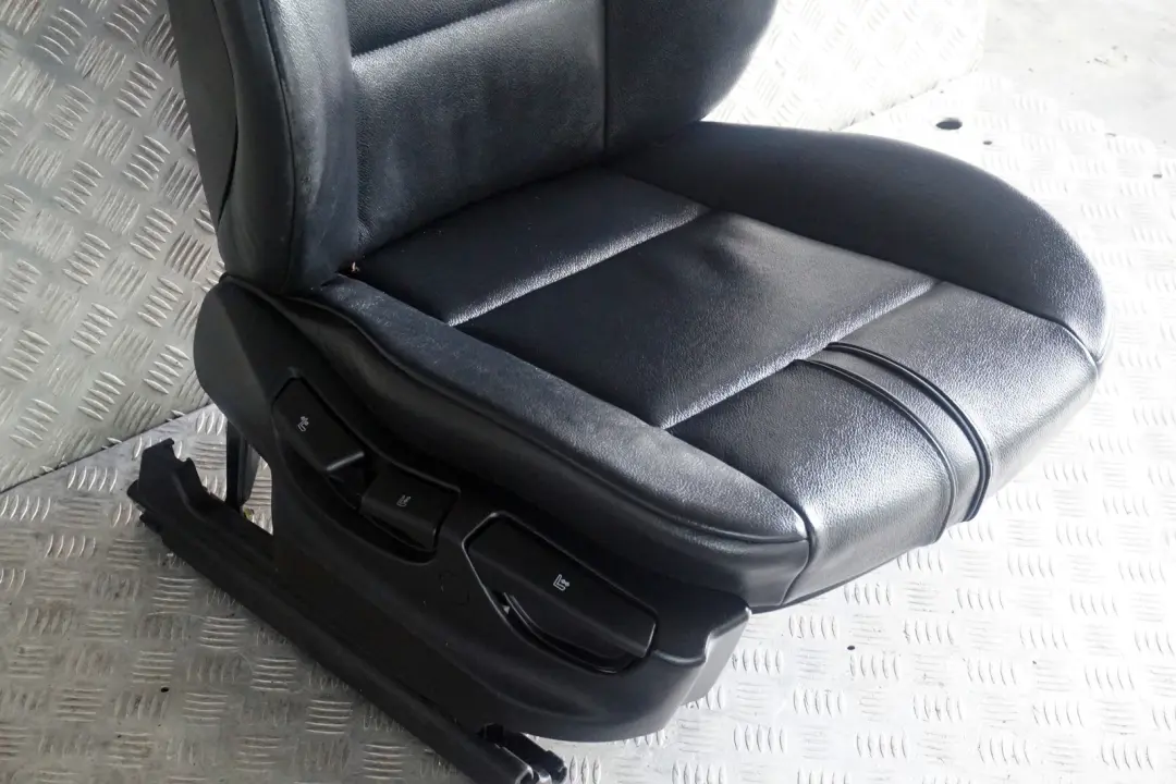 Heated Black Leather Nevada Front Right O/S Seat Driver Side to BMW X3 Series E83 with Part number 3454257 BMW X3 Series E83 Heated Black Leather Nevada Front Right O/S Seat Driver Side - SKU 3454257-3 - Part number 3454257