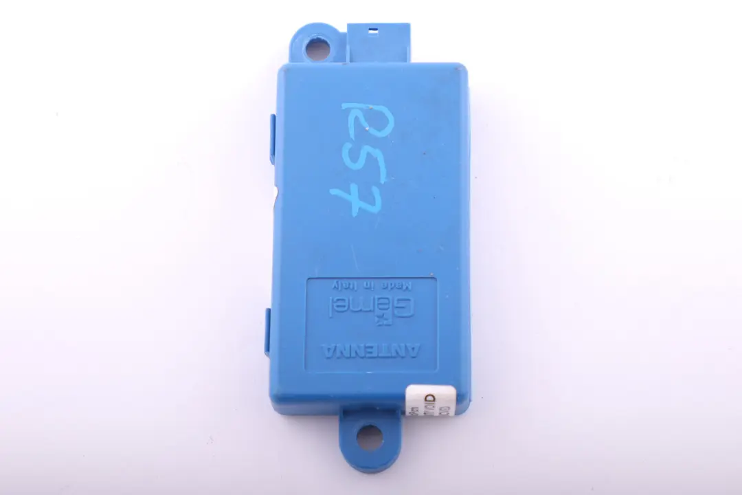 DWA Sistema di allarme Relè ECU 6575 per Mini R57 Cabrio Cabrio con numero di parte 3455306 Mini R57 Cabrio Cabrio DWA Sistema di allarme Relè ECU 6575 - SKU 3455306 - Numero di parte 3455306