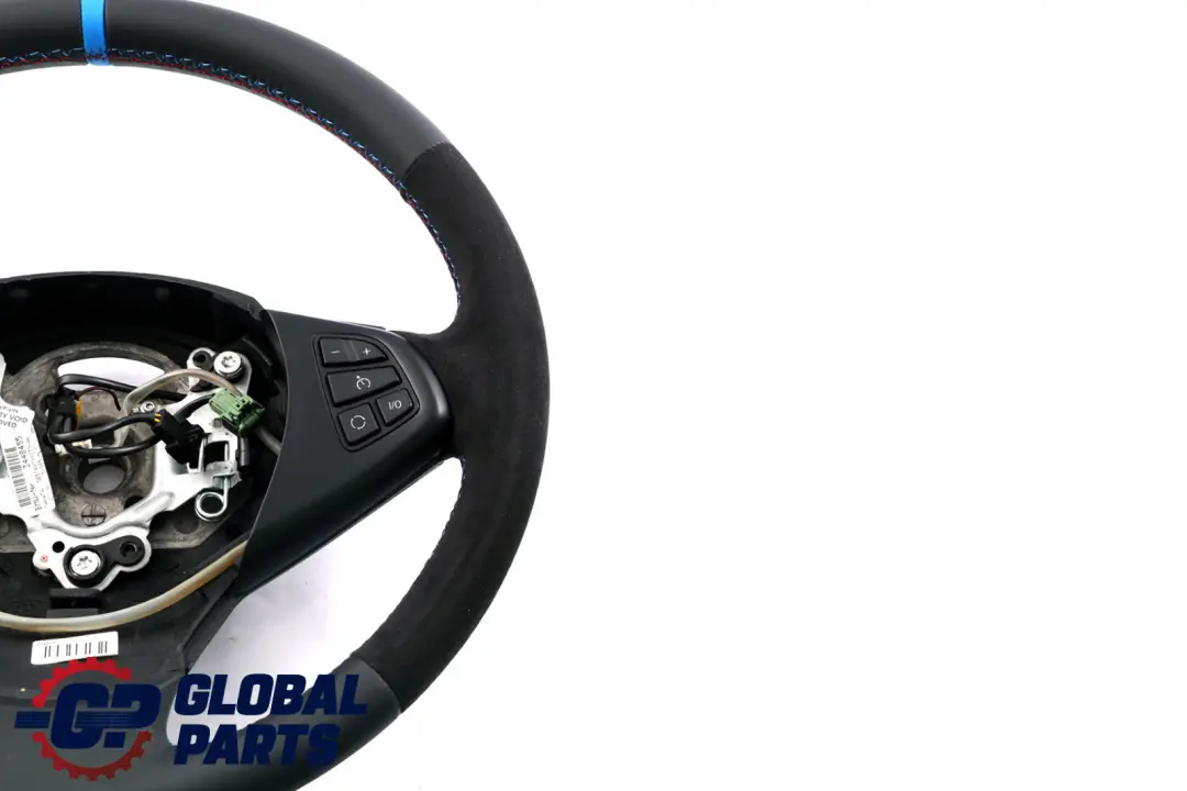 Leather /Alcantara Steering Wheel M-tricoloured to BMW X3 Series E83 LCI NEW Black with Part number 3455481 BMW X3 Series E83 LCI NEW Black Leather /Alcantara Steering Wheel M-tricoloured - SKU 3455481-2 - Part number 3455481