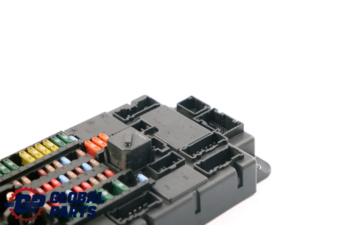 High SPEG Fuse Distribution Box to Mini Cooper R56 LCI with Part number 3457582 Mini Cooper R56 LCI High SPEG Fuse Distribution Box - SKU 3456851 - Part number 3457582