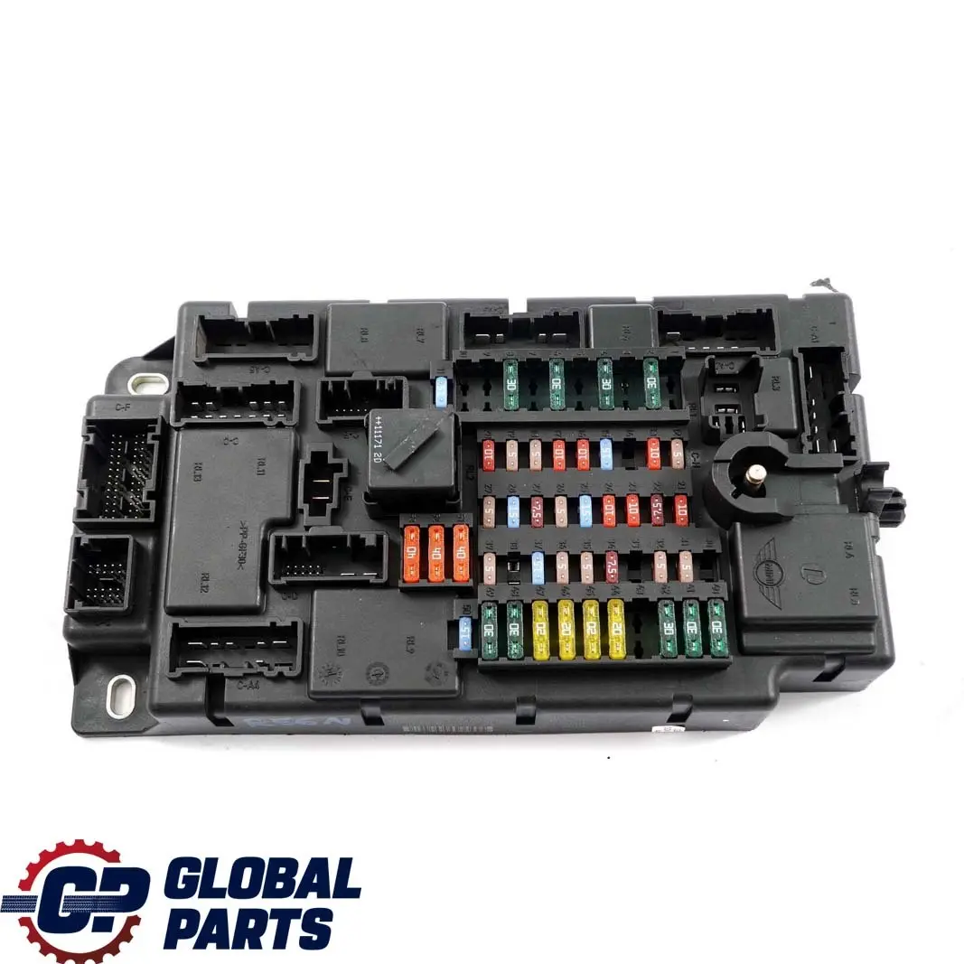 PL3 SPEG H4 Scatola Distribuzione Fusibili per Mini R56 LCI con numero di parte 3456905 Mini R56 LCI PL3 SPEG H4 Scatola Distribuzione Fusibili - SKU 3456905 - Numero di parte 3456905