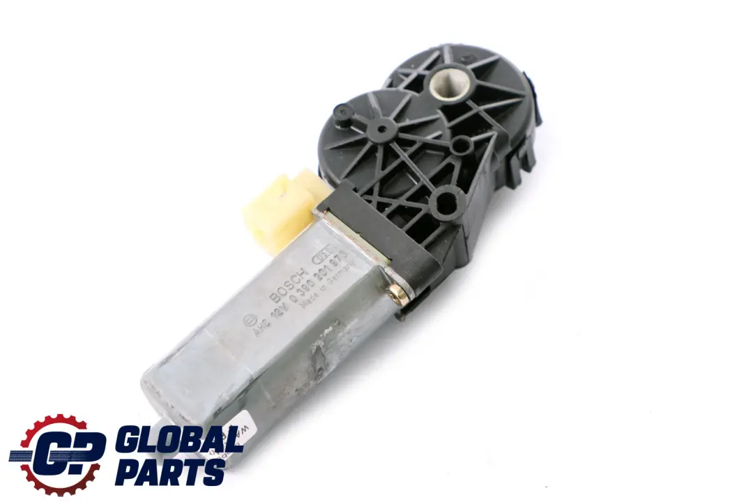 anteriore destra sinistra regolazione sedile motore Bosch 0 390 201 973 per BMW E65 con numero di parte 0390201973 BMW E65 anteriore destra sinistra regolazione sedile motore Bosch 0 390 201 973 - SKU 390201973 - Numero di parte 0390201973