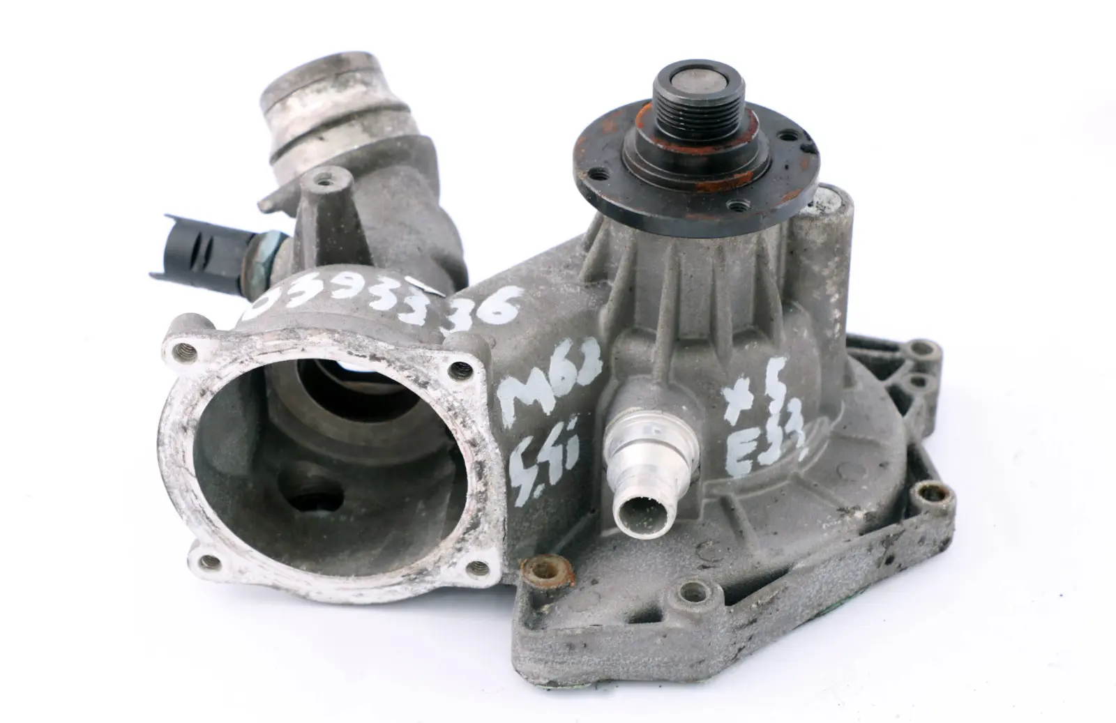 BMW 5 7 X5 Series E38 E39 E53 4.4i M62 Engine Cooling Water Pump 0393336