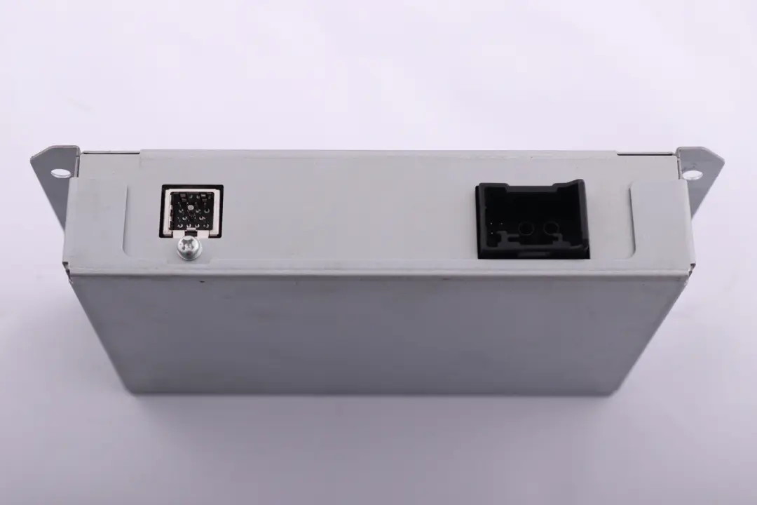 BMW E60 E87 E90 Moduł Sterownik Interfejs Złącze iPod - SKU 411033 - Numer Części 411033