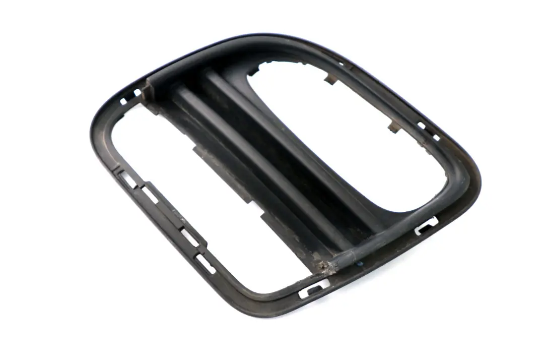 Tapa Salida Aire Fresco Rejilla Ventilación Derecha 0 para Mini Cooper R56 R57 con número de pieza 0413258 Mini Cooper R56 R57 Tapa Salida Aire Fresco Rejilla Ventilación Derecha 0 - SKU 413258 - Número de pieza 0413258