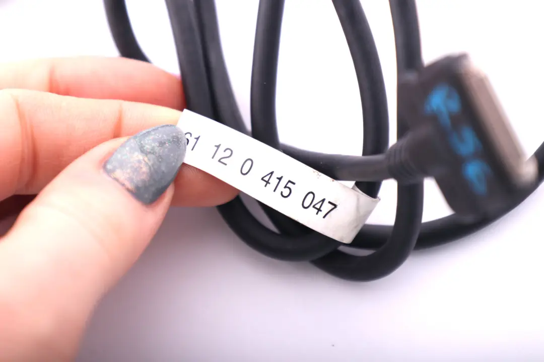 Cable Adaptador Conexión iPod 0 para Mini Cooper One R55 R56 R57 con número de pieza 0415047 Mini Cooper One R55 R56 R57 Cable Adaptador Conexión iPod 0 - SKU 415047 - Número de pieza 0415047